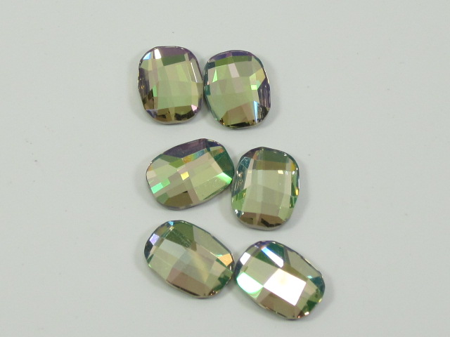 6 pcs. 10mm GRAPHIC GREEN LUMINOUS HOT FIX European Rhinestones